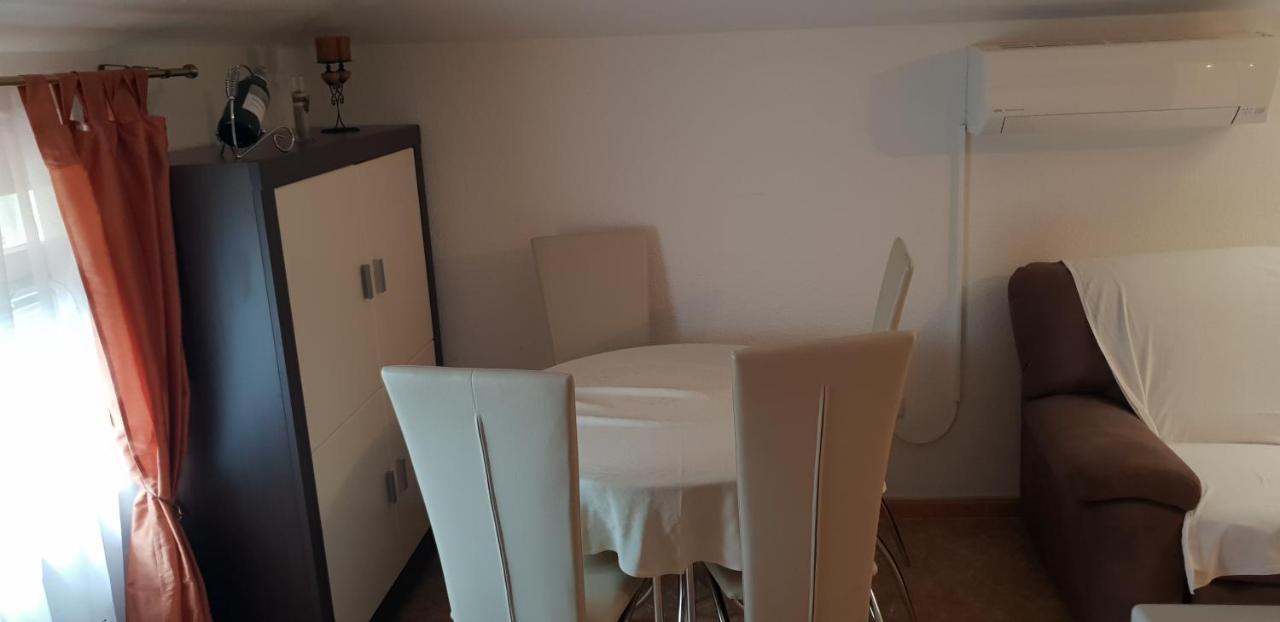 Apartmani Citrus Novigrad Filipac Eksteriør billede