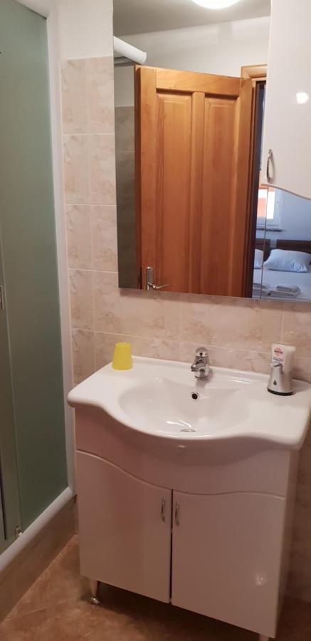 Apartmani Citrus Novigrad Filipac Eksteriør billede