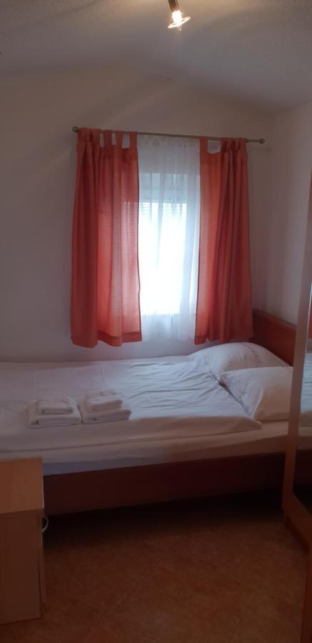 Apartmani Citrus Novigrad Filipac Eksteriør billede